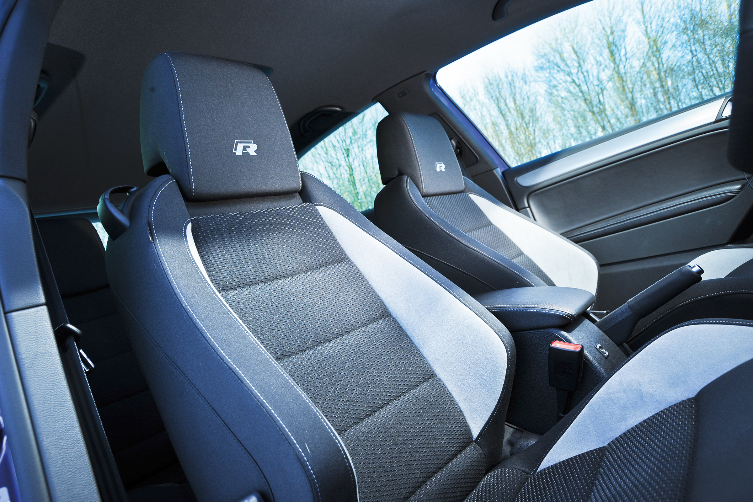 Volkswagen Golf R Mk6 - seats