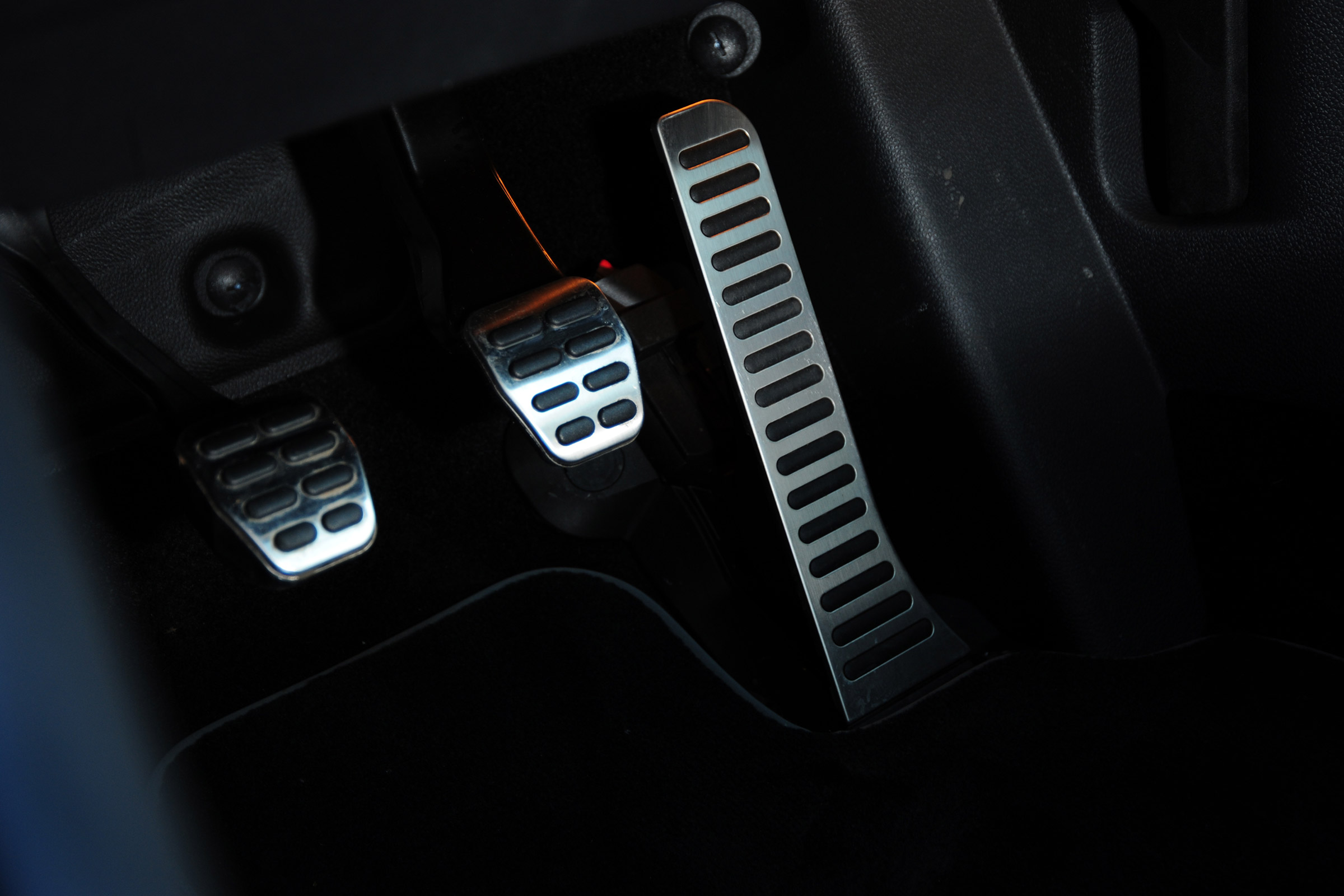 Volkswagen Golf R Mk6 - pedals