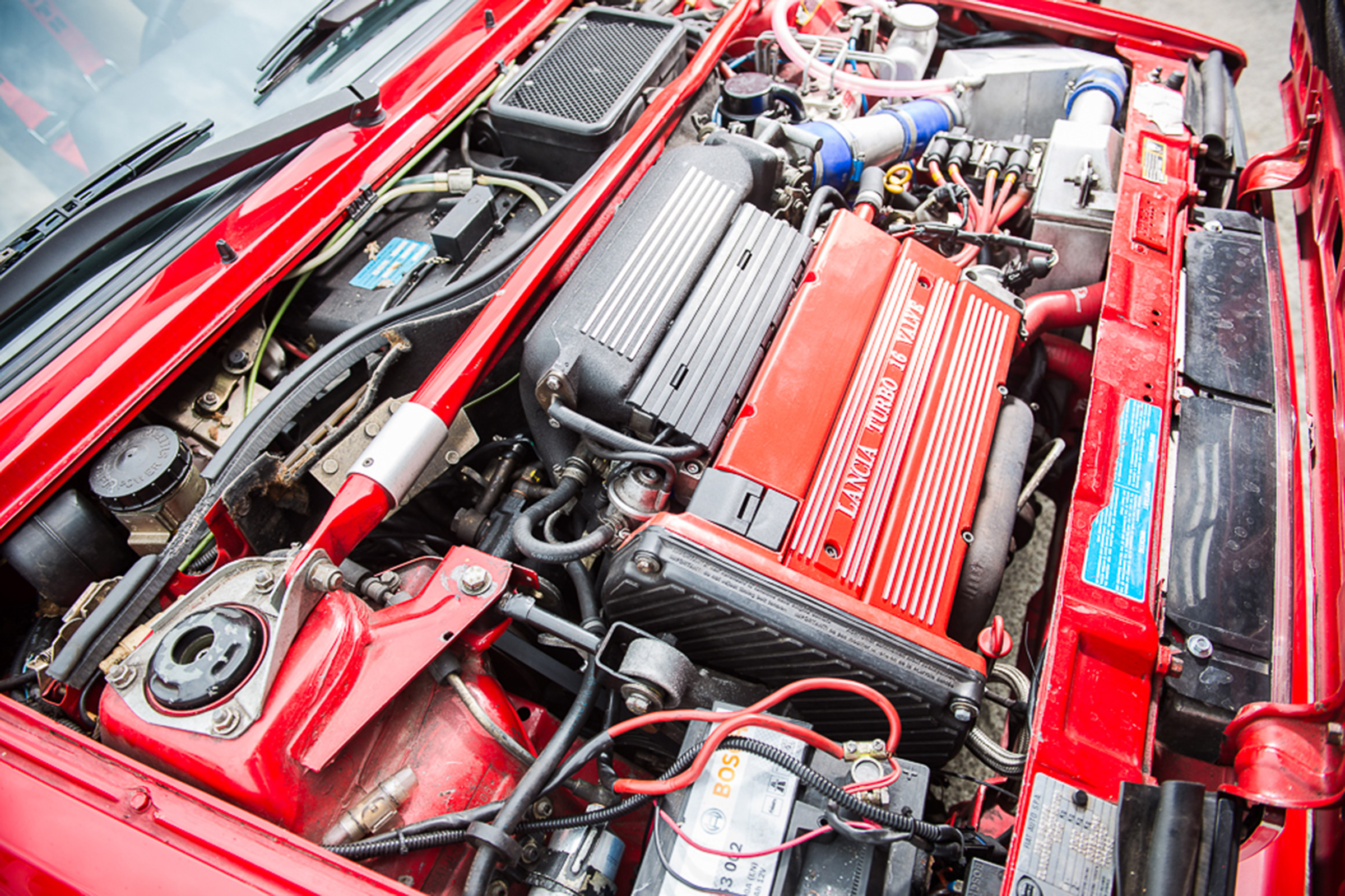 Jay Kay Lancia Delta Integrale - engine