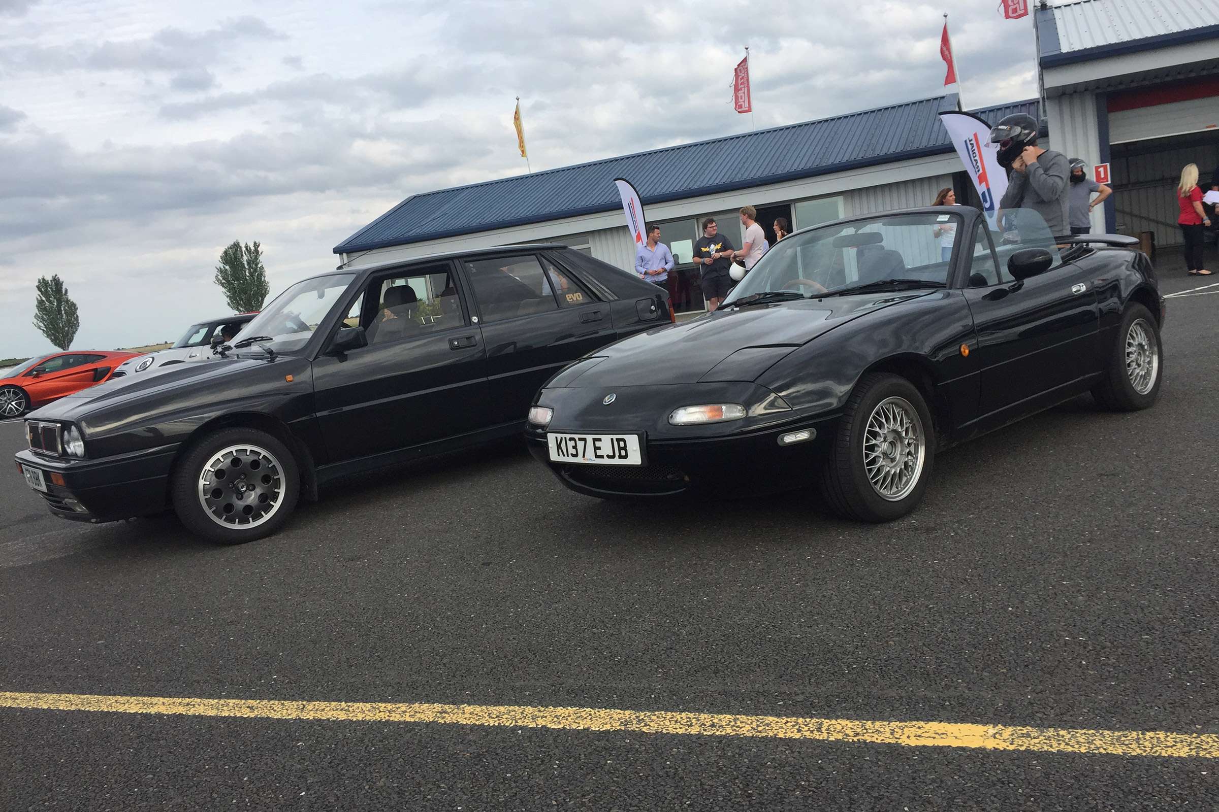evo track evening - Lancia and MX-5