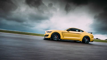 Ford Mustang Shelby GT350R - Side