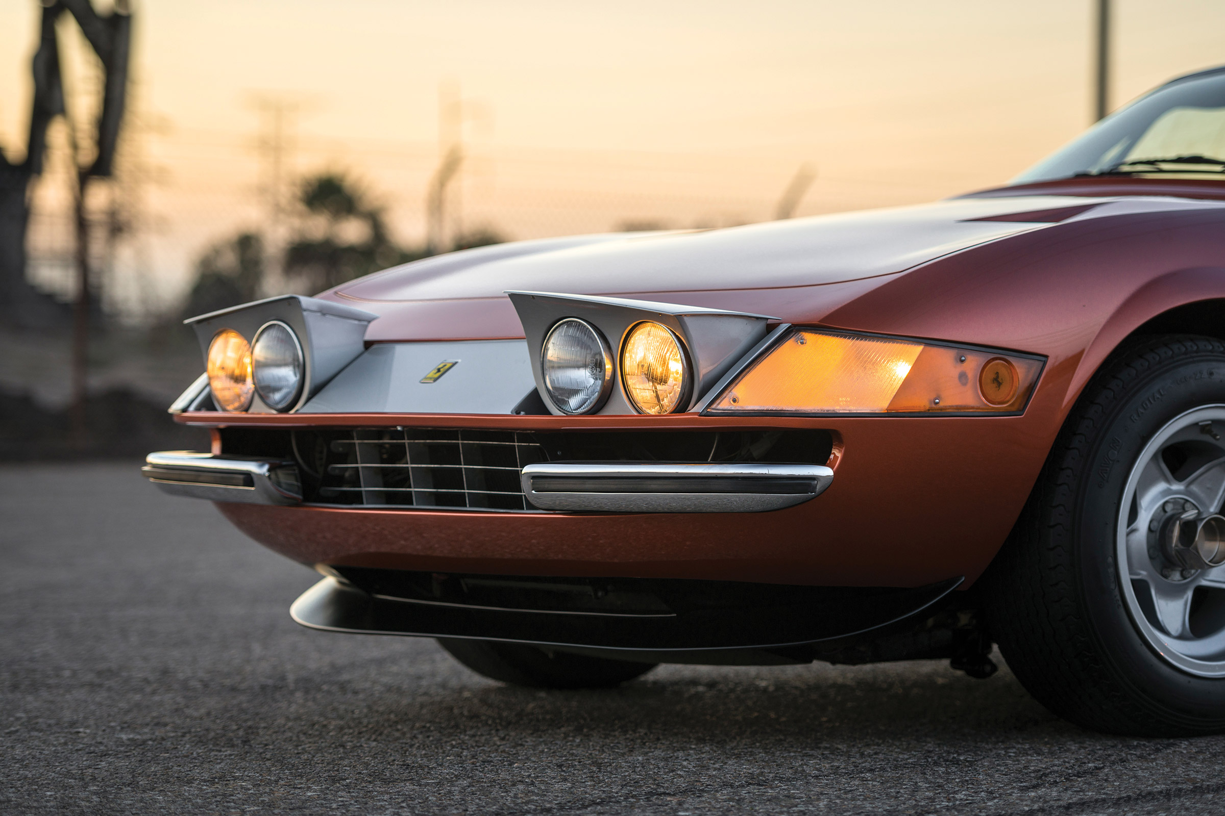 Ferrari Daytona Bill Harrah - headlights