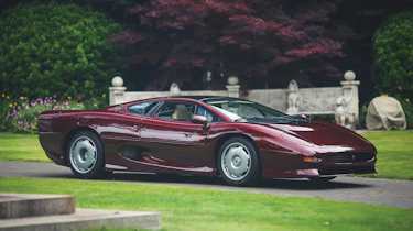 Jaguar XJ220 Monza Red