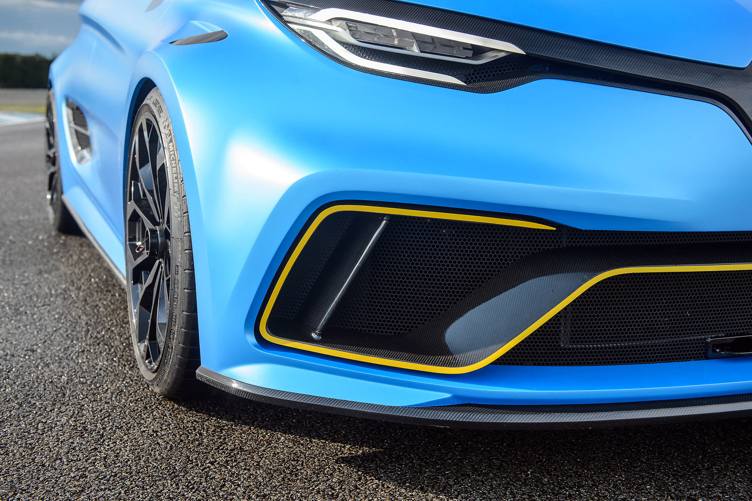 Renault Zoe E-Sport - front detail
