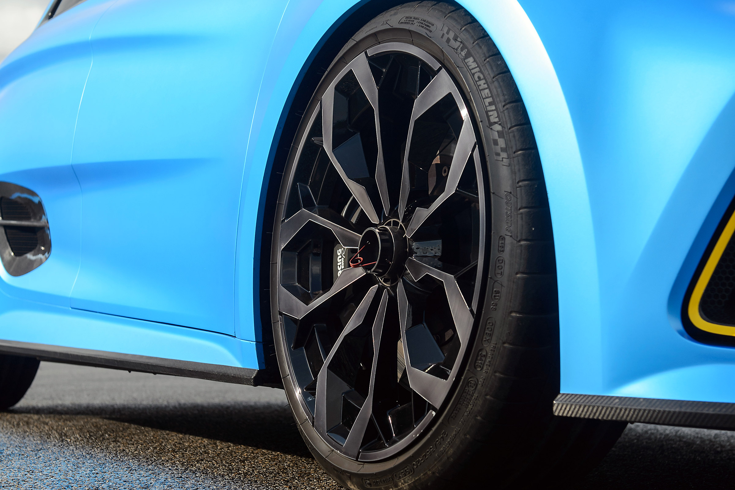 Renault Zoe E-Sport - wheel