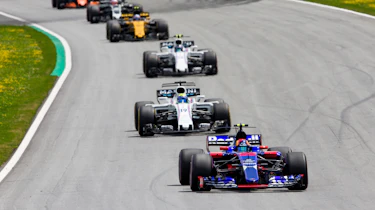 Formula One Round 9 AUT - Line
