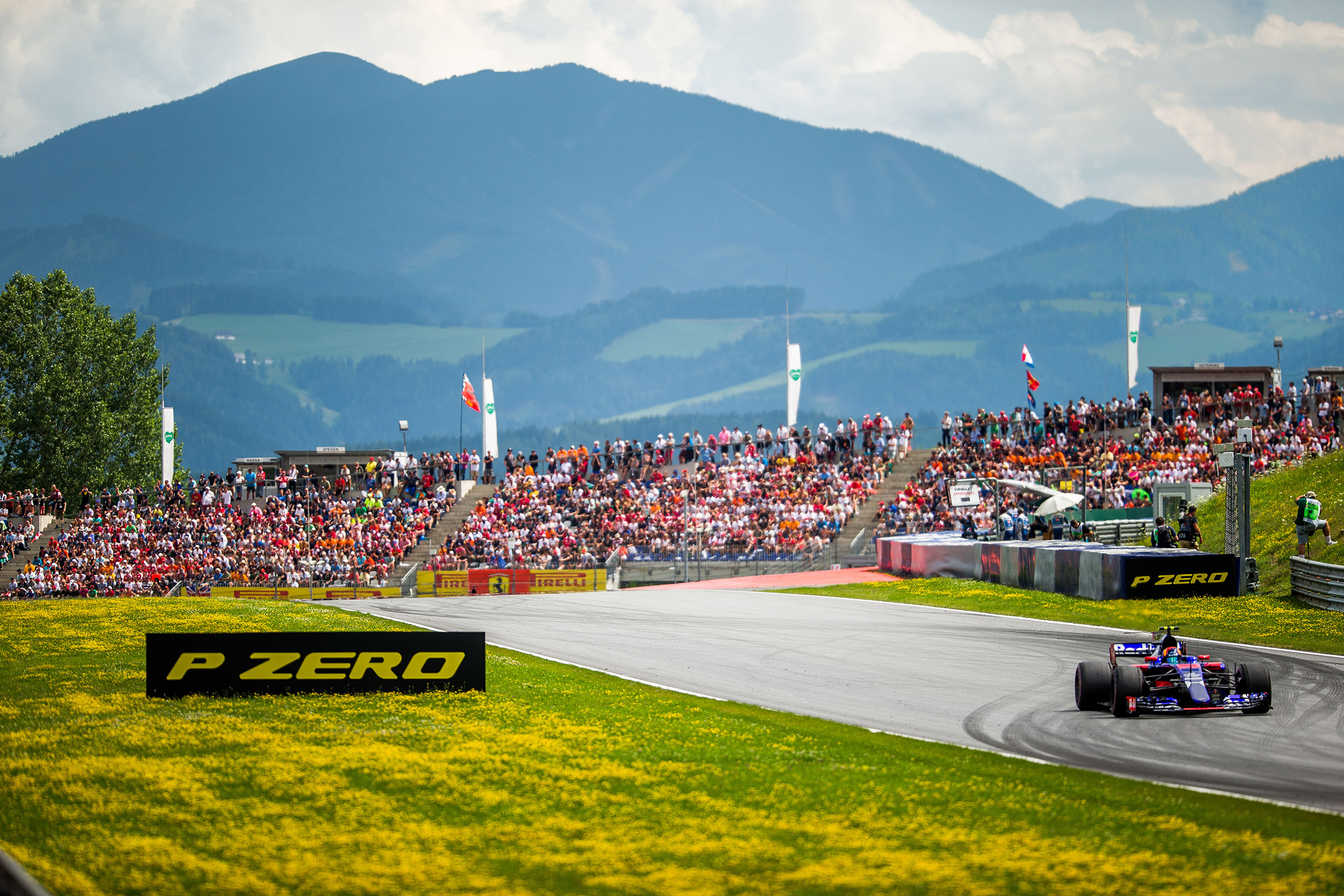 Formula One Round 9 AUT - TR 2