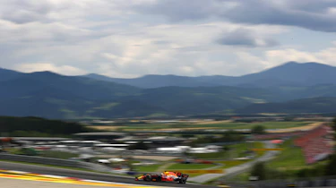 Formula One Round 9 AUT - RB 2