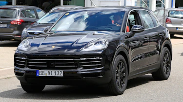 Porsche Cayenne spy shot