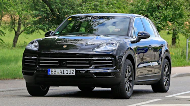 Porsche Cayenne spy shot