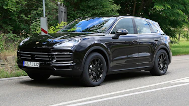 Porsche Cayenne spy shot front 3.4 2