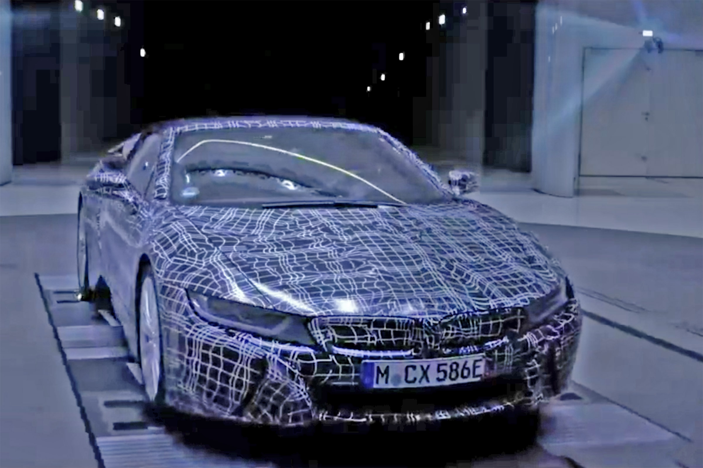 BMW i8 Spyder - teaser front