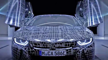 BMW i8 Spyder - teaser doors