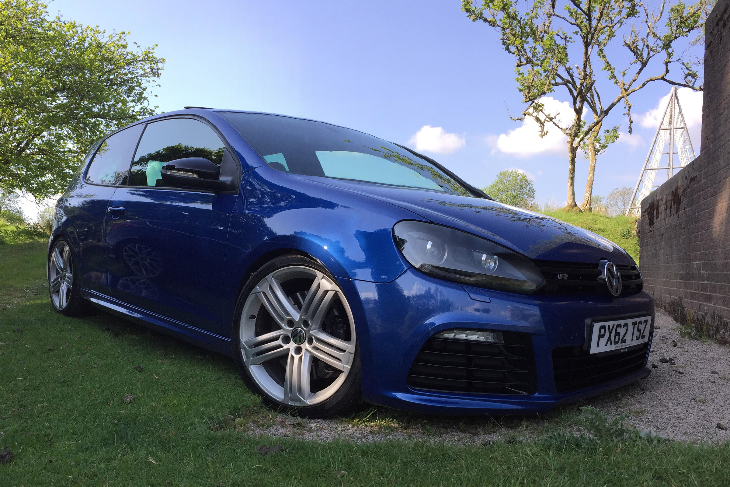 Volkswagen Golf R Mk6 - front three quarter