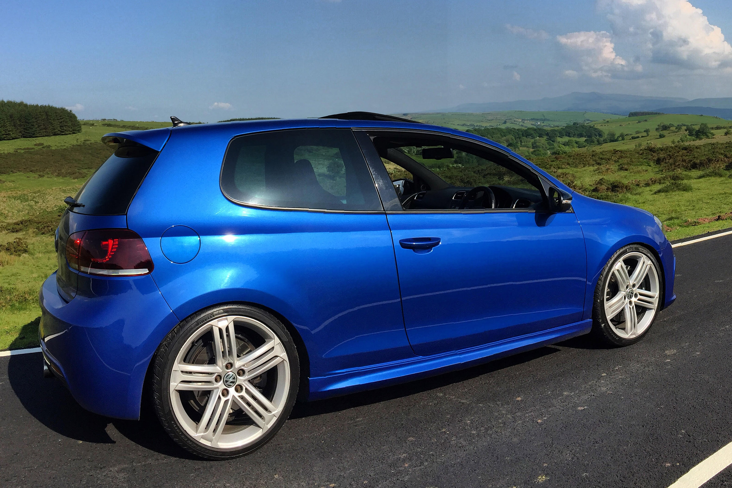 Volkswagen Golf R Mk6 - rear three quarter