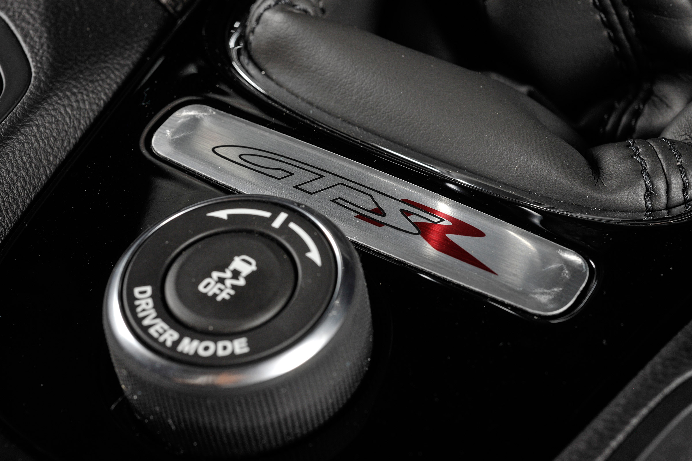 Vauxhall VXR8 GTS-R blue - UK car dash knob