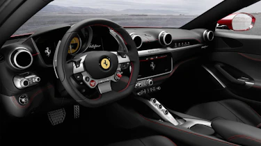 Ferrari Portofino - interior 2