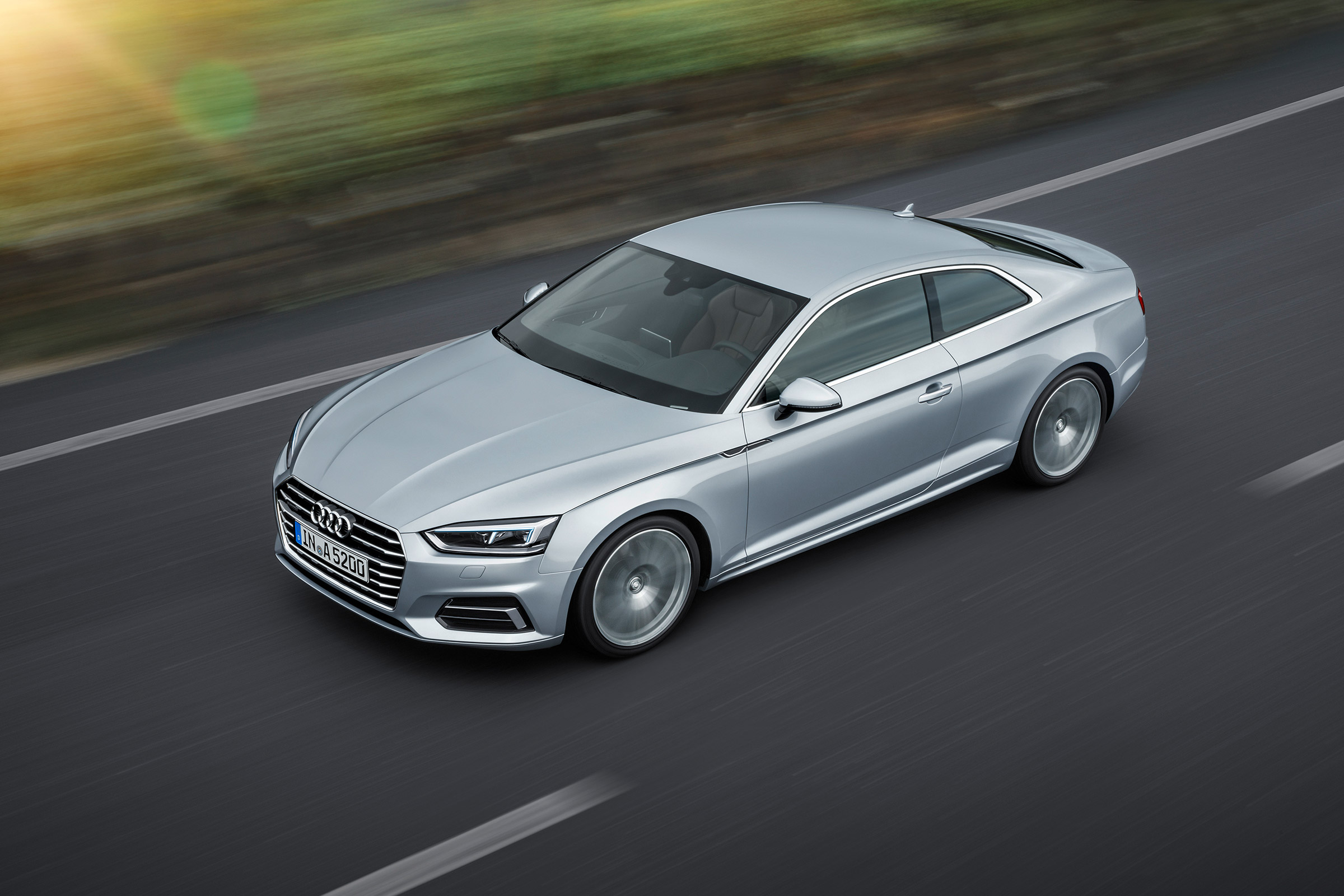Audi A5 coupe silver - top