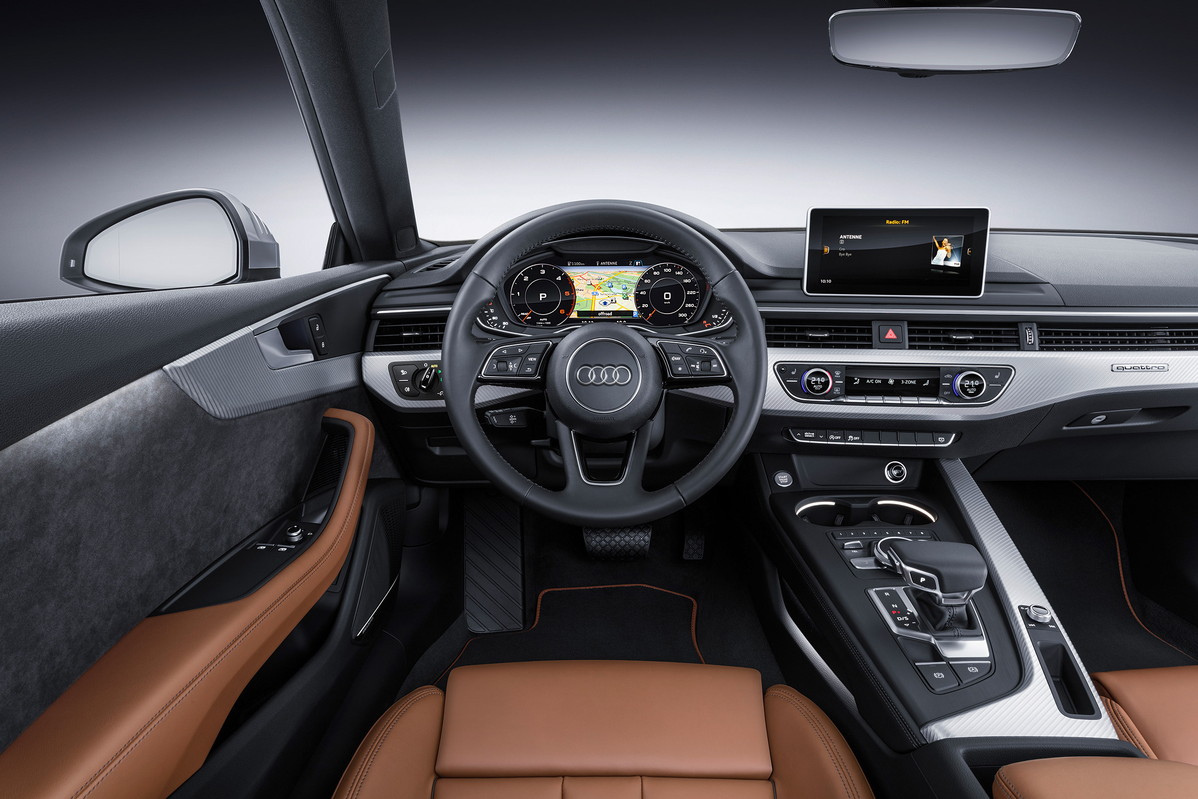 Audi A5 coupe silver - studio interior