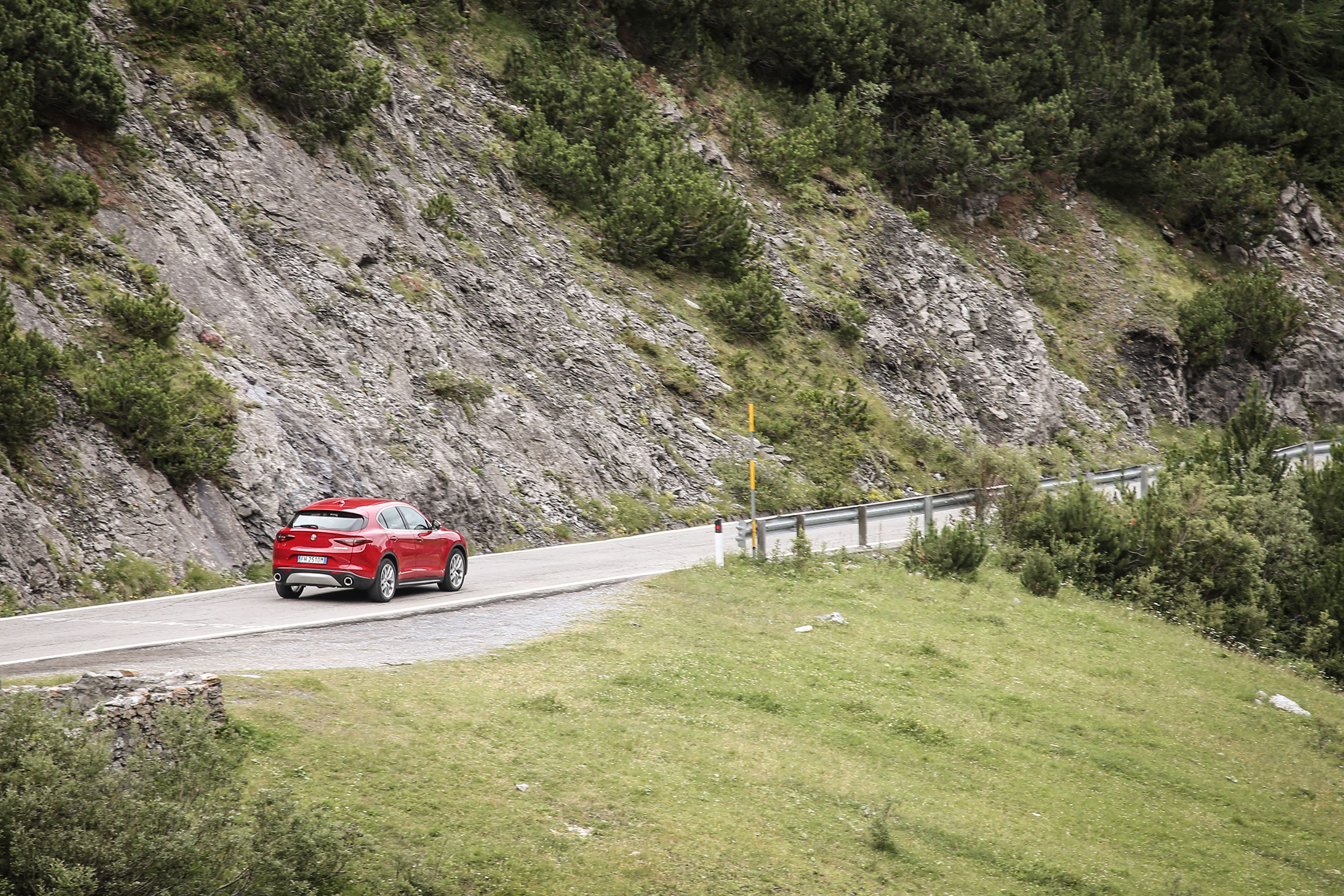 Alfa Romeo Stelvio (rear) on the Stelvio Pass