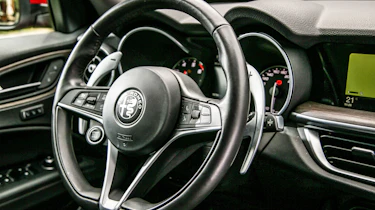 Alfa Romeo Stelvio - Interior