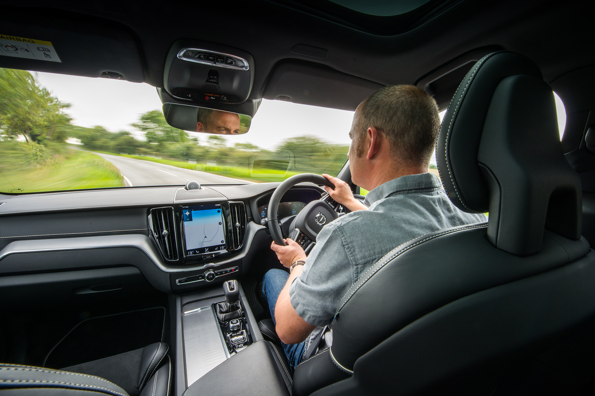 Volvo XC60 - James Disdale driving