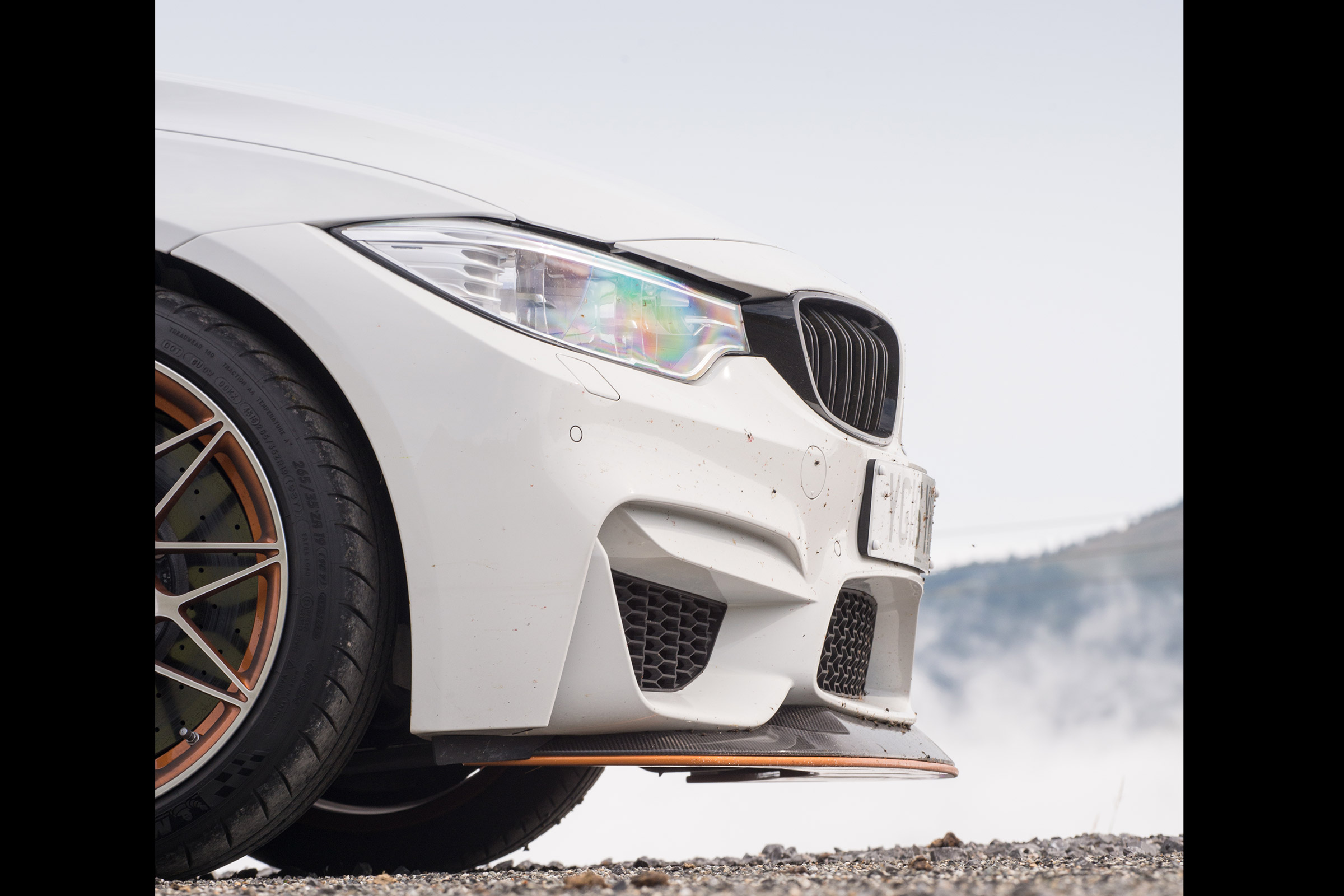 BMW M3 &amp; M4 GTS - lights