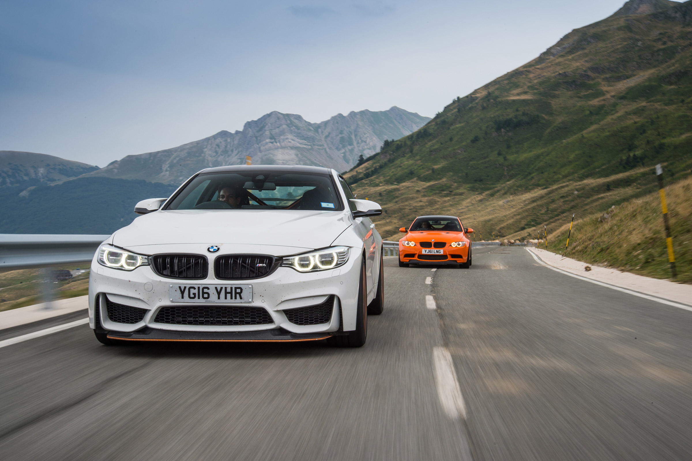 BMW M3 &amp; M4 GTS - driving