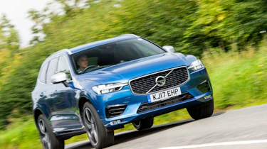 Volvo XC60 - front cornering