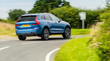 Volvo XC60 - rear cornering