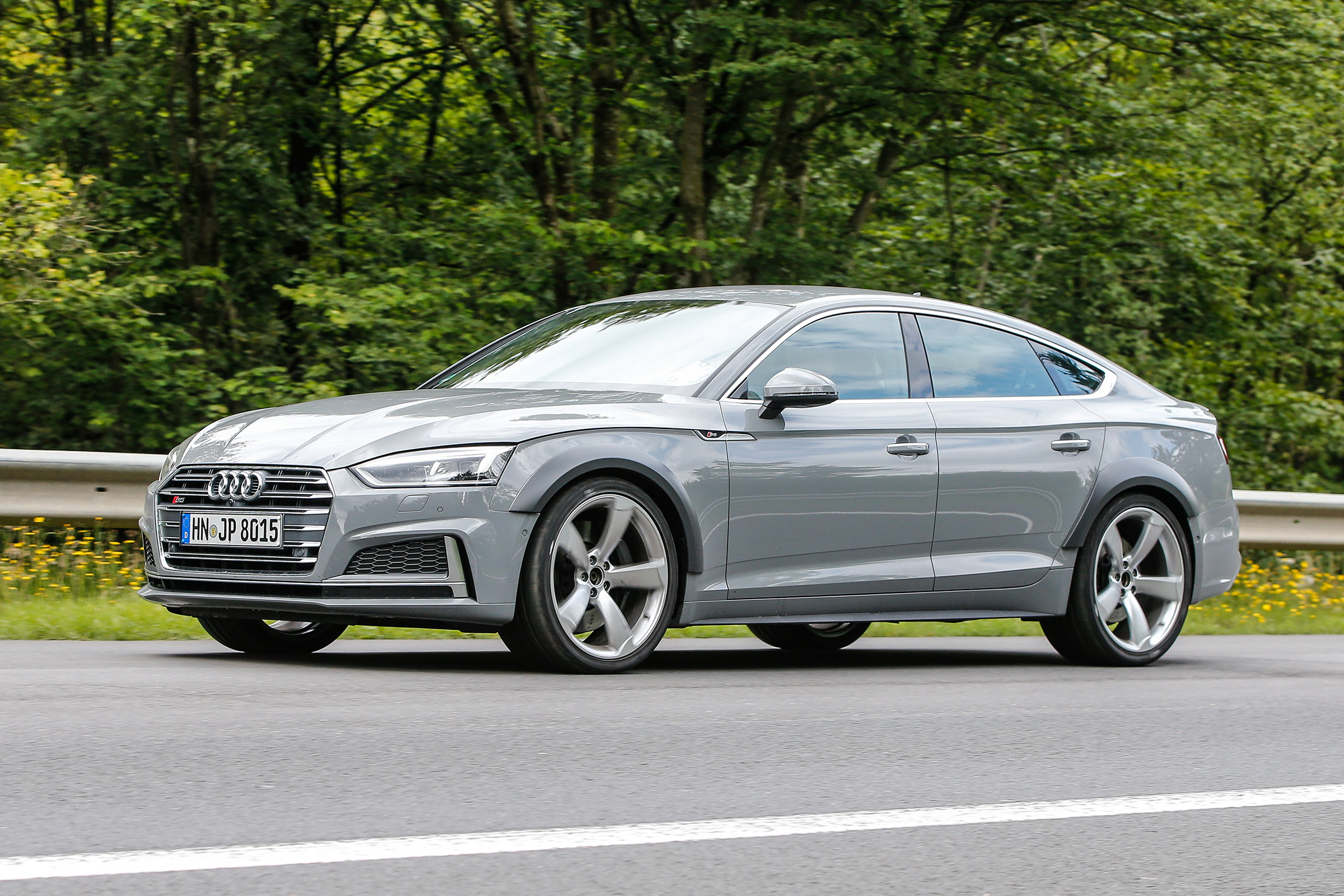Spy - Audi RS5 Sportback side 3.4