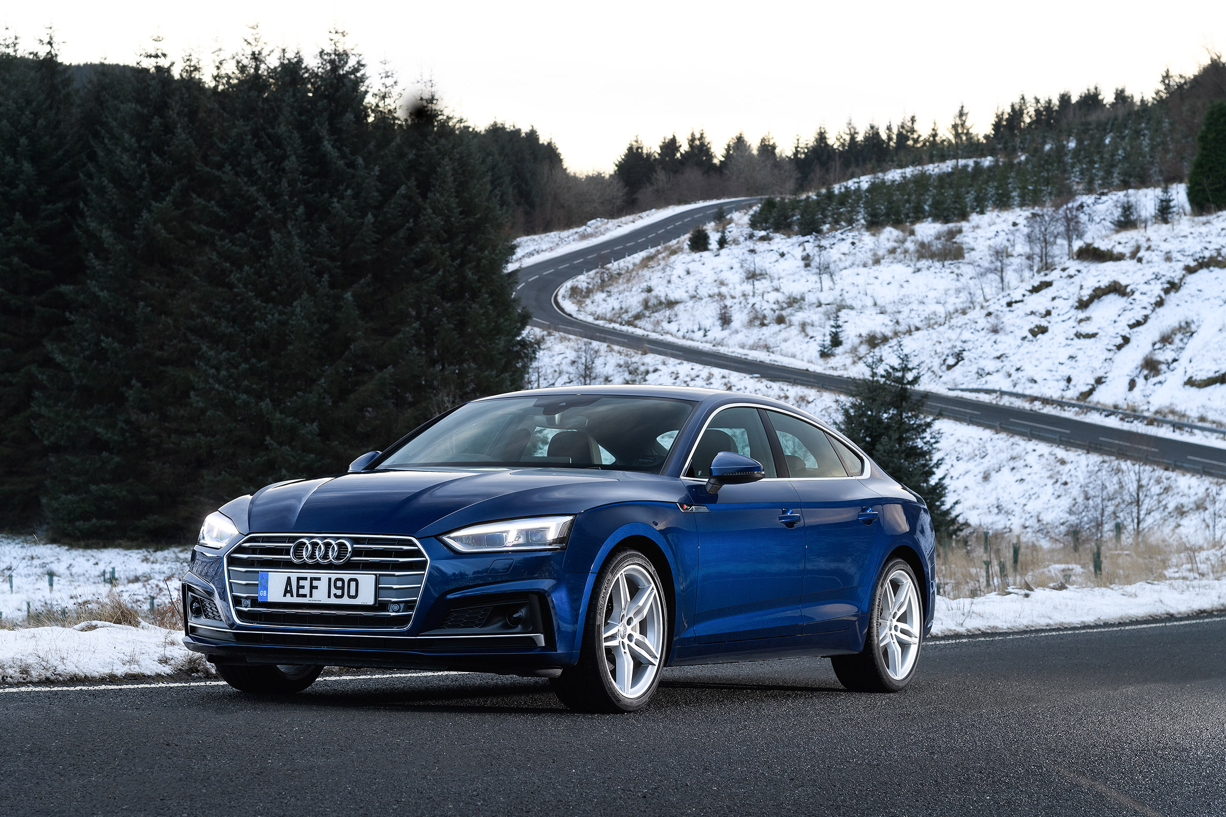 Audi A5 Sportback S-Line - front static 