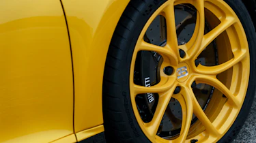 Bugatti Chiron wheel