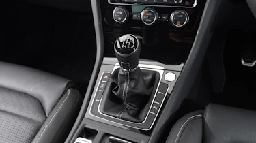 VW Golf - gearshift