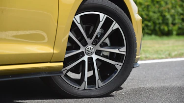 VW Golf - wheel