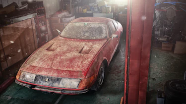 Ferrari Daytona alloy barn find - front
