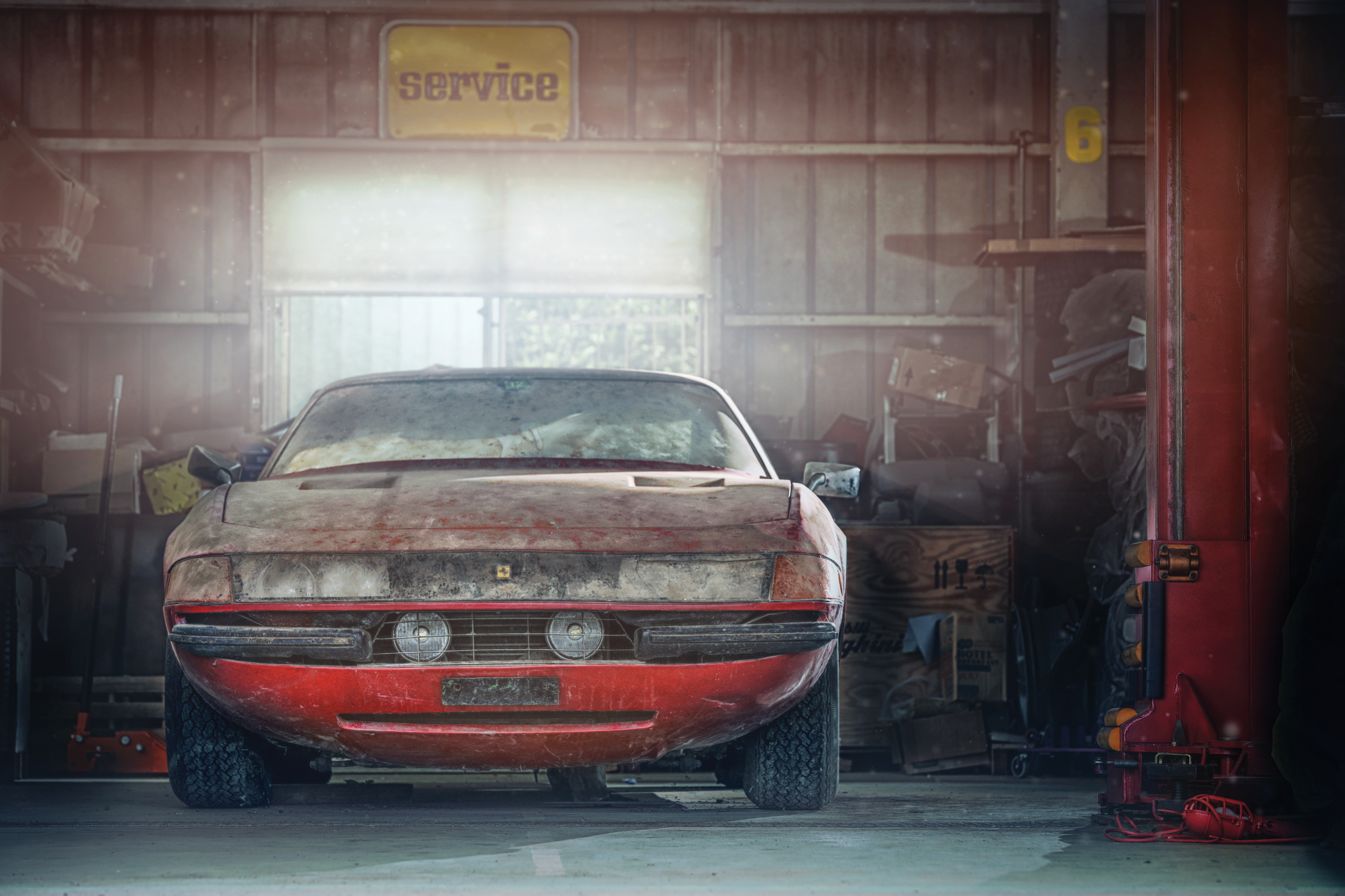Ferrari Daytona alloy barn find - front