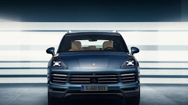 Posche Cayenne - front
