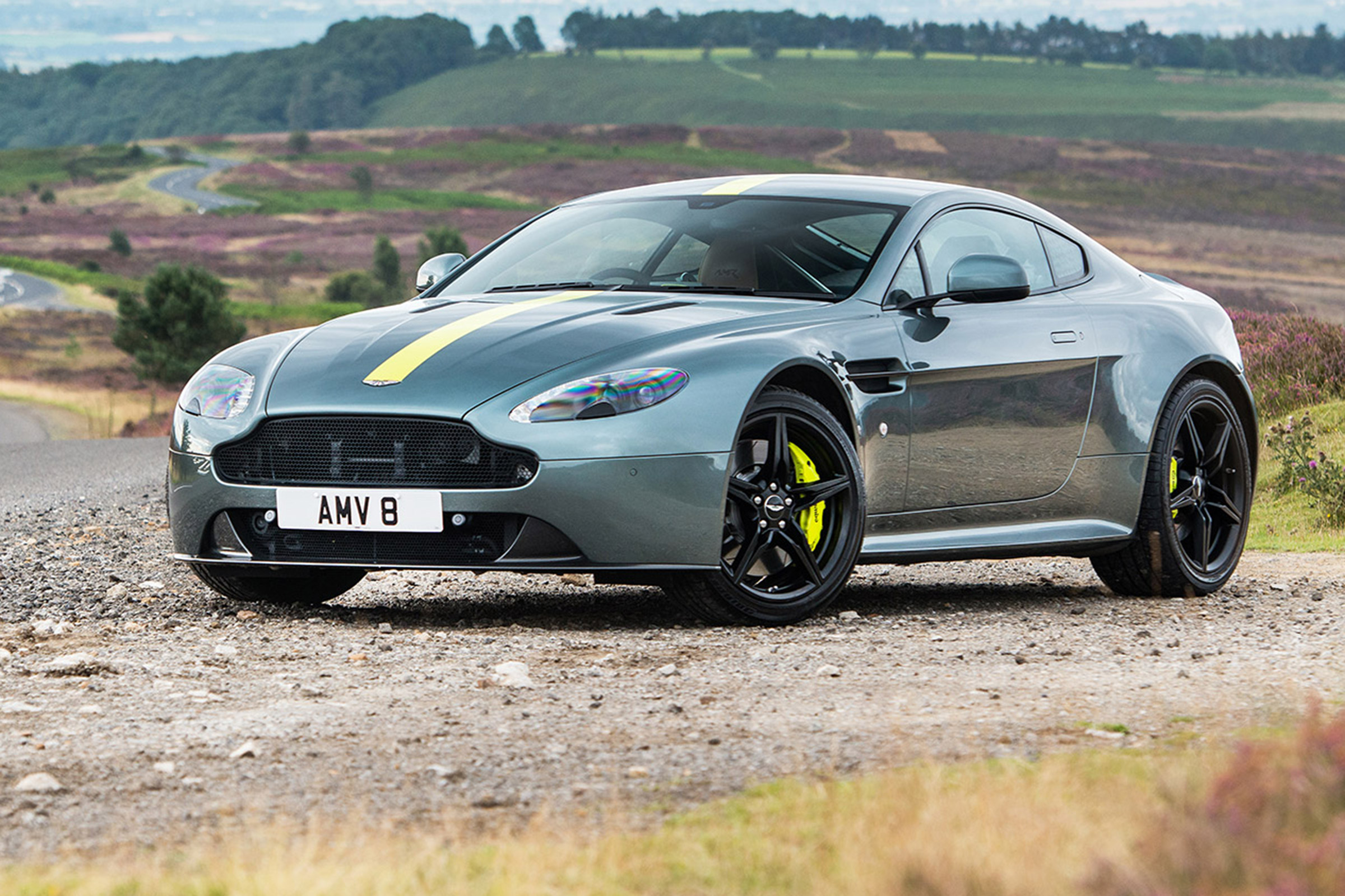 Aston Martin V8 Vantage AMR
