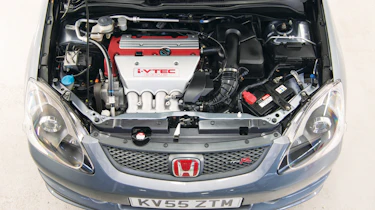 Honda Civic Type R EP3 engine bay