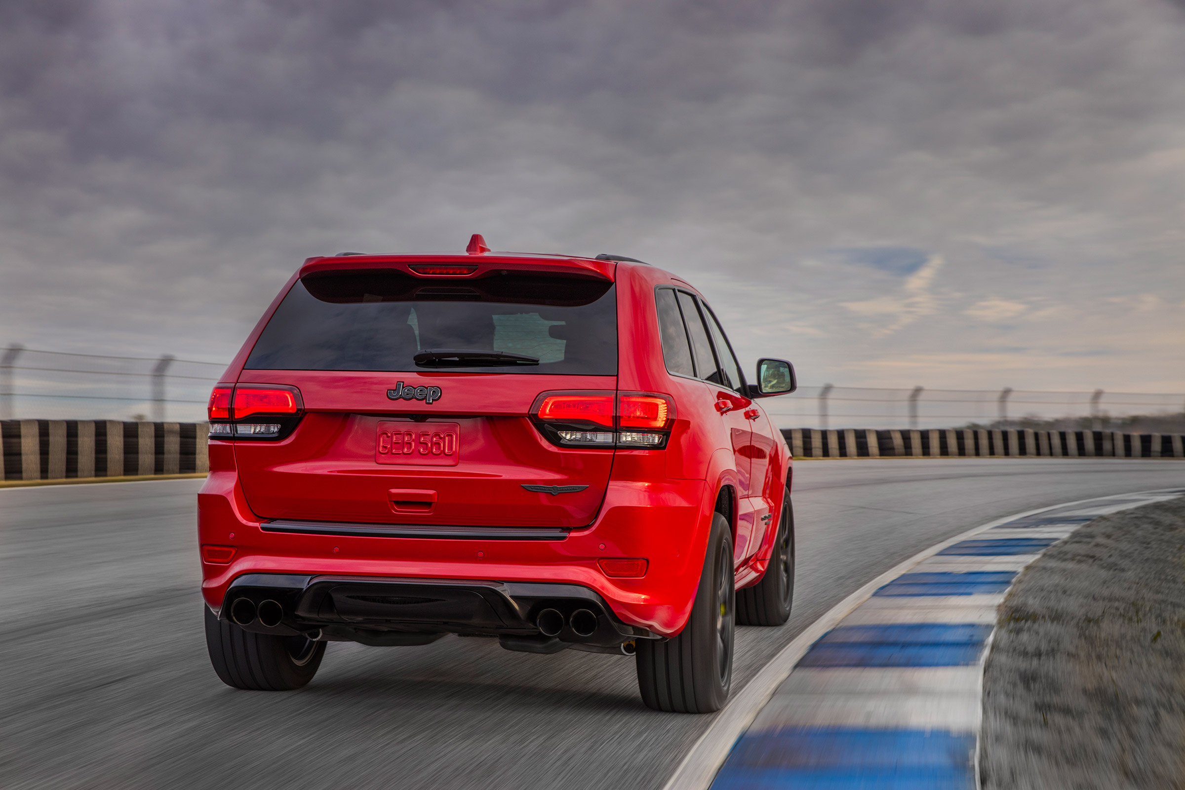 Jeep Grand Cherokee Trackhawk - rear