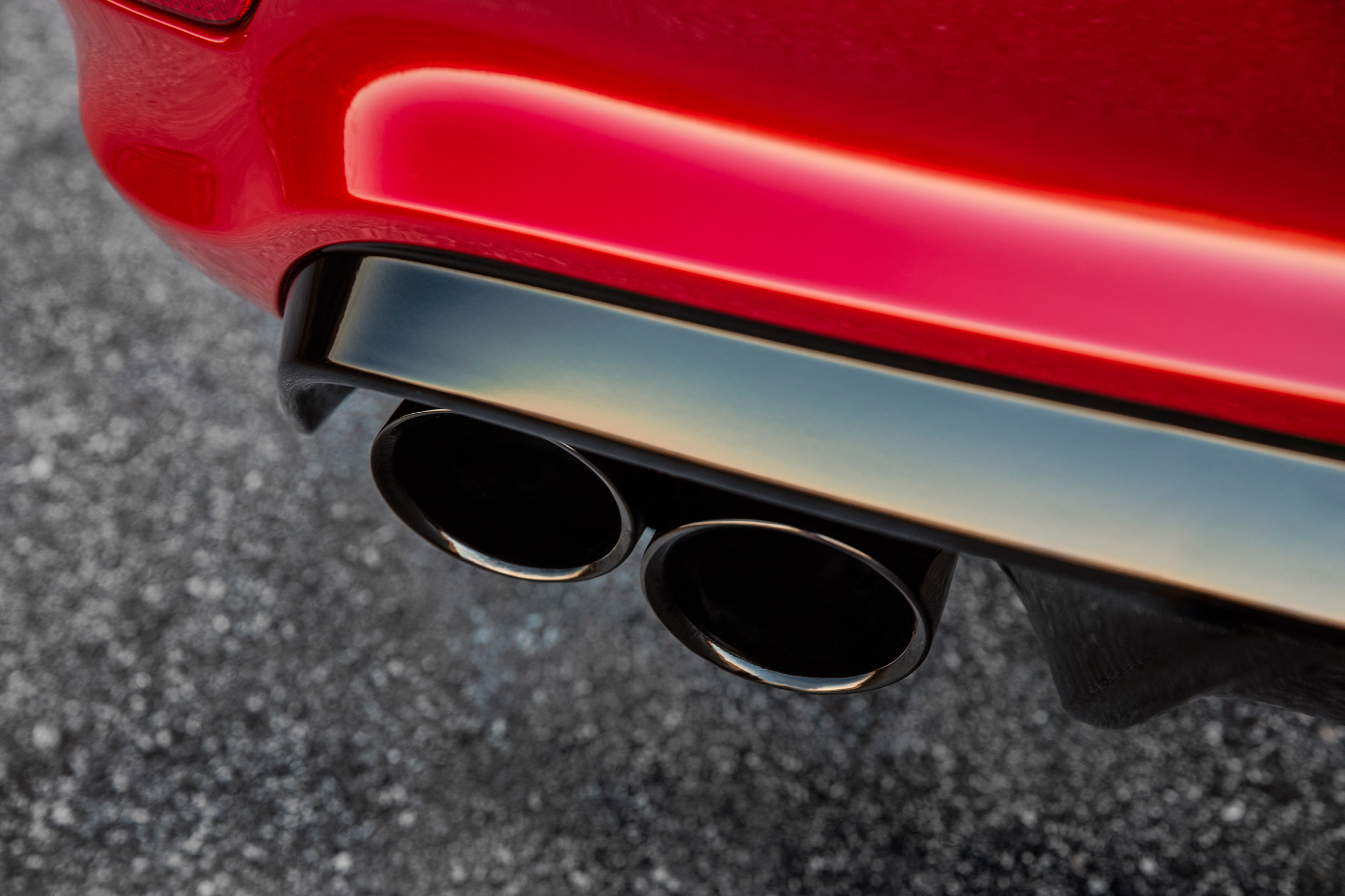 Jeep Grand Cherokee Trackhawk - pipes