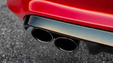 Jeep Grand Cherokee Trackhawk - pipes