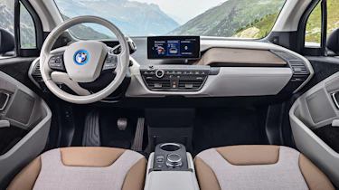 i3 blue - interior
