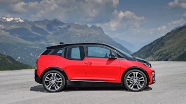 BMW i3s - profile