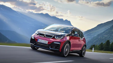 BMW i3s - driving front 3