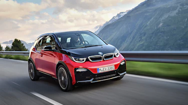 BMW i3s - driving front 4