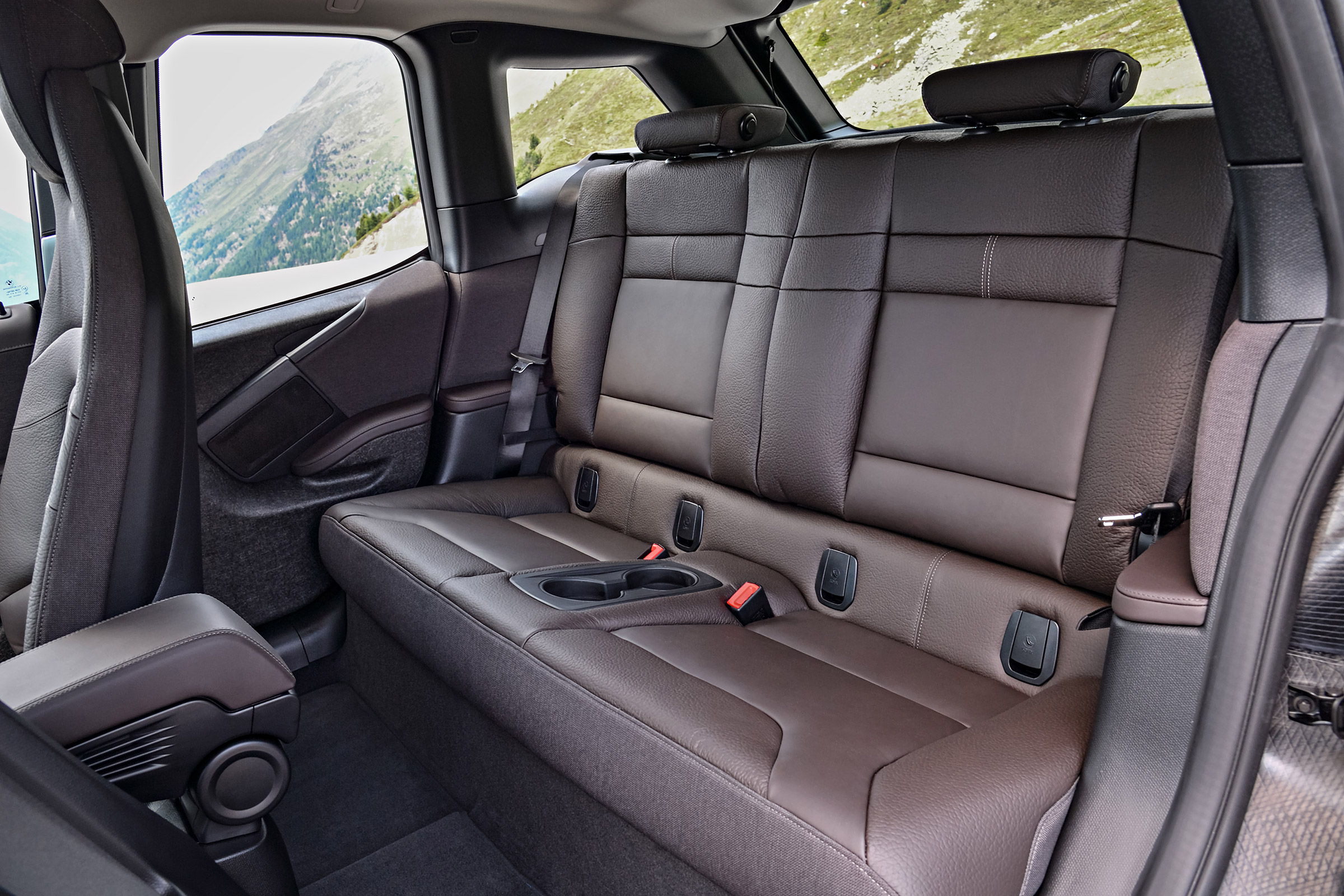BMW i3s - rear interior