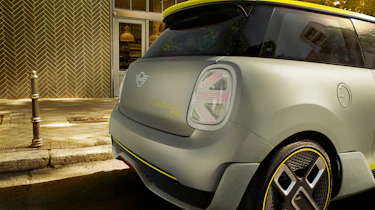 Mini EV concept - tail