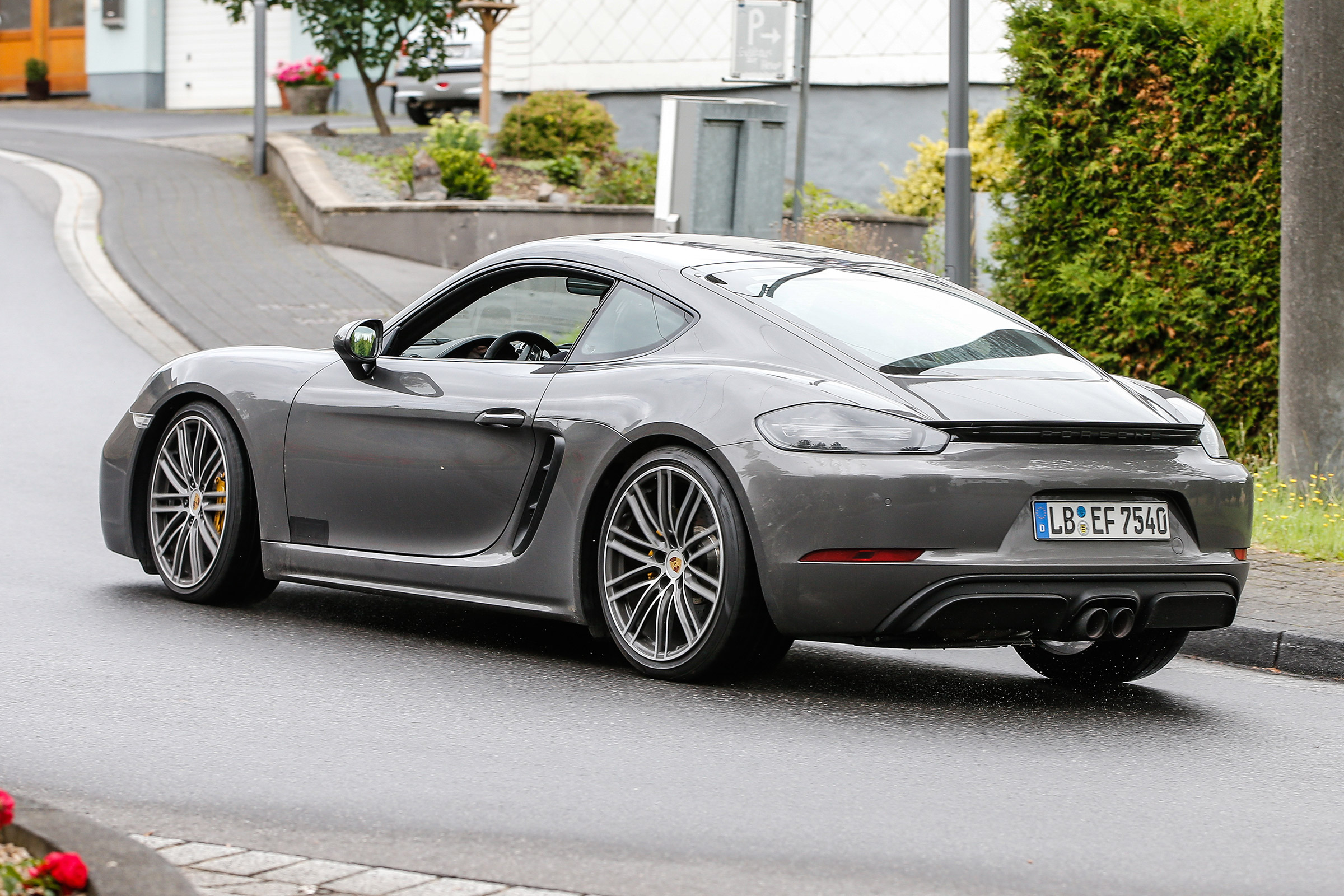 Porsche 981.2 Cayman GTS - rear 3.4
